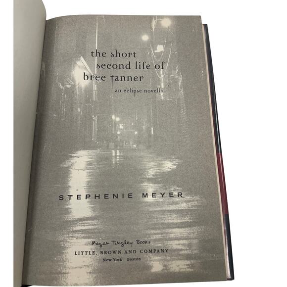 The Short Second Life of Bree Tanner by Stephenie Meyer 1st Edition 1st Printing - Picture 2 of 7